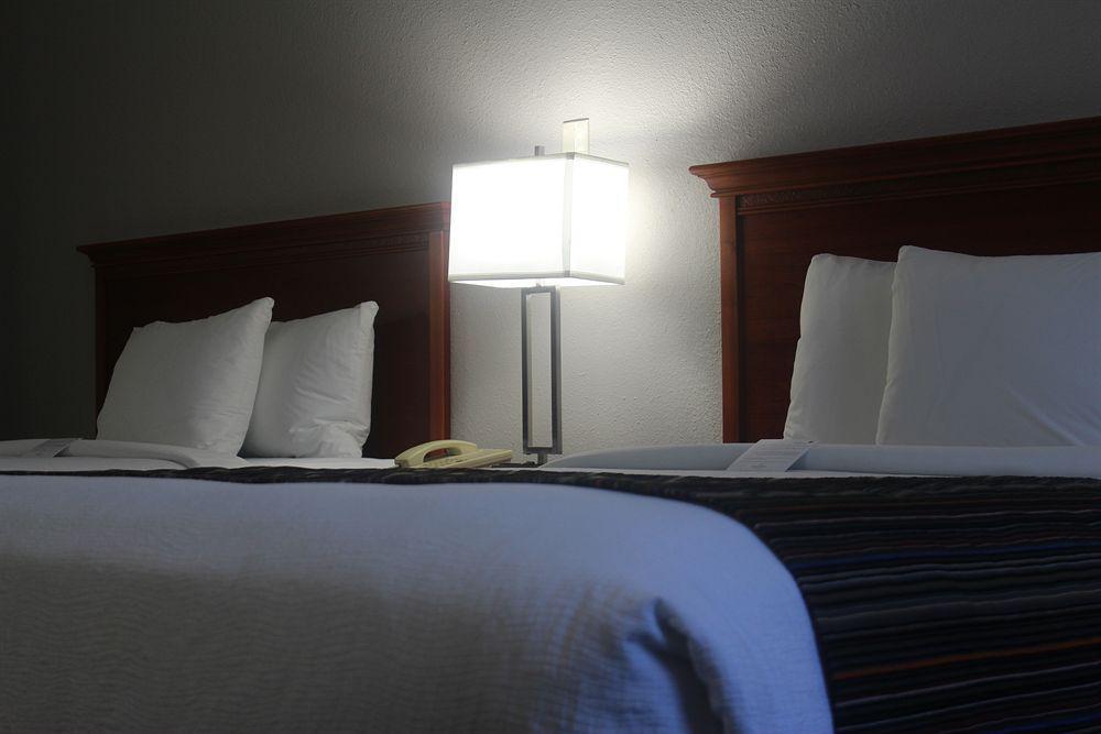 Country Inn & Suites By Radisson, Lackland Afb San Antonio , Tx المظهر الخارجي الصورة