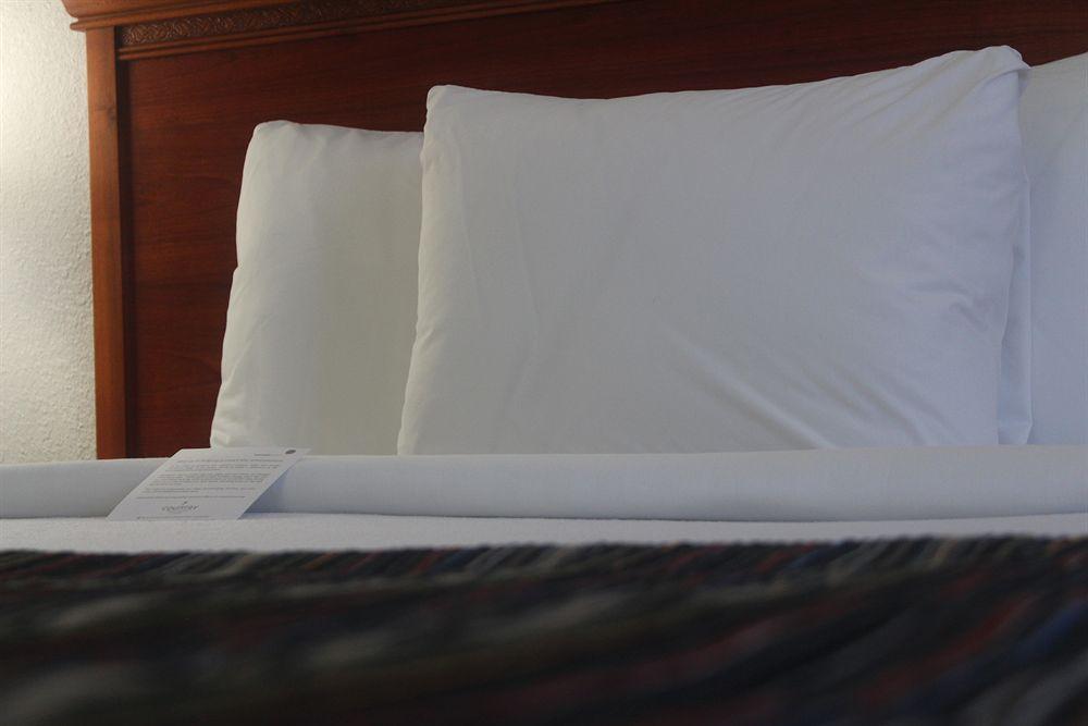 Country Inn & Suites By Radisson, Lackland Afb San Antonio , Tx المظهر الخارجي الصورة