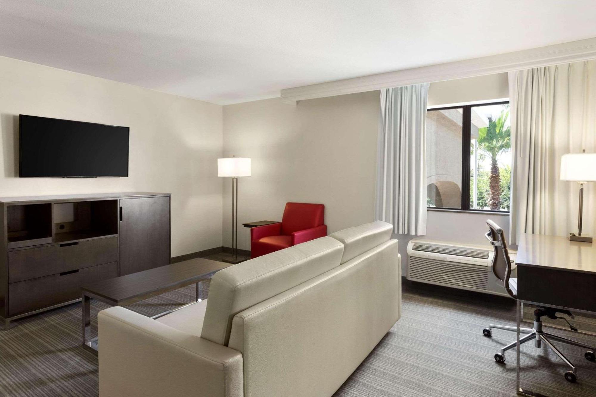 Country Inn & Suites By Radisson, Lackland Afb San Antonio , Tx المظهر الخارجي الصورة